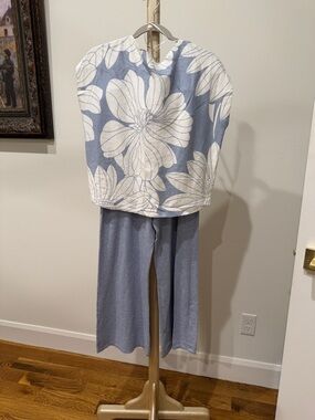 Sioni Light Blue and White Wide Leg two piece set